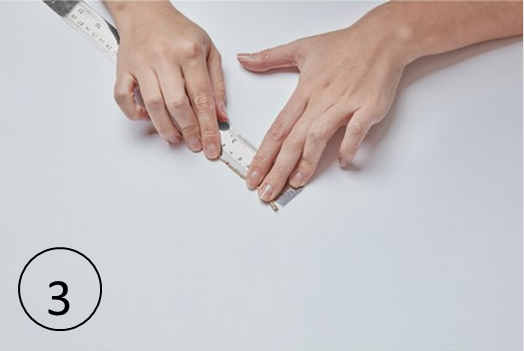 طول بین دو قسمتی که علامت زدید را با خط‌کش با دقت اندازه بگیرید.